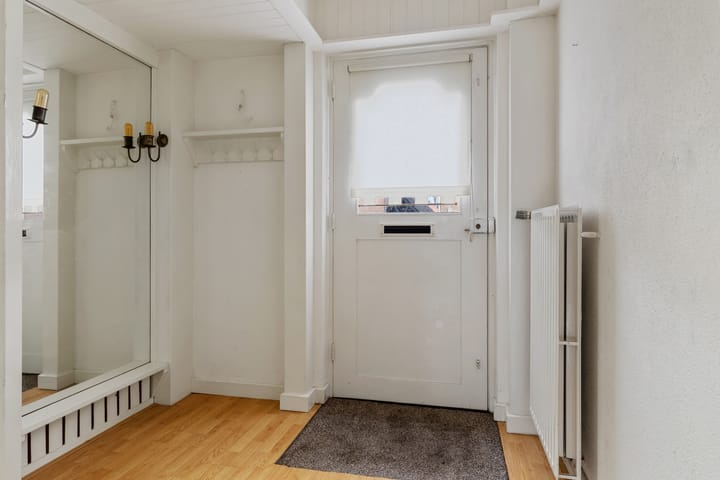 Photo 22 of Emmastraat 2