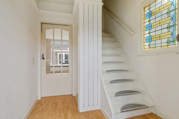 Photo 23 of Emmastraat 2