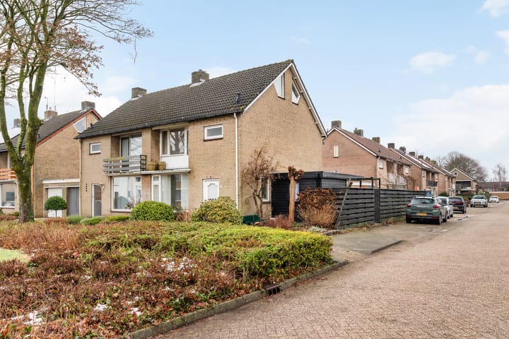 Photo 43 of Emmastraat 2