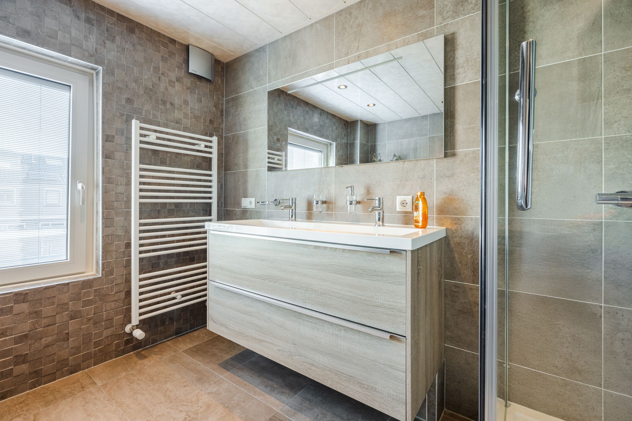 Foto 3 van Nieuwveenstraat 21