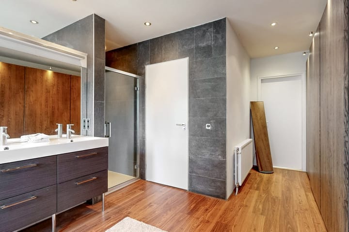 Foto 12 van Veeladingstraat 10