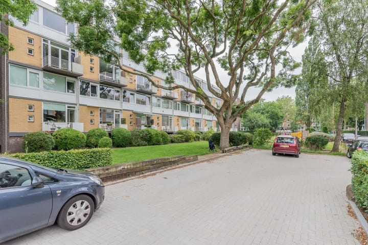 Photo 4 of Karel Doormanlaan 212