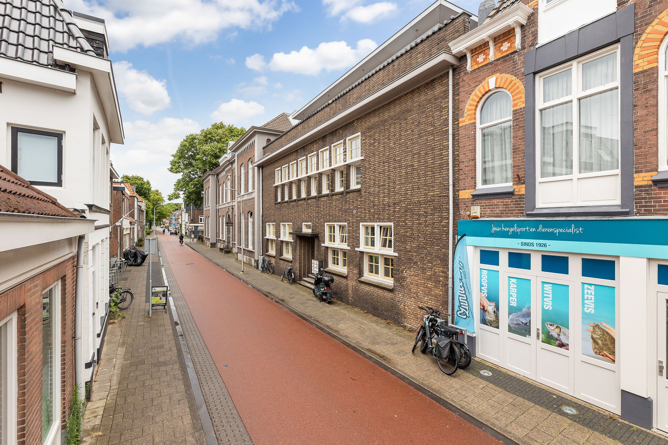 Photo 6 of Van Karnebeekstraat 69-F
