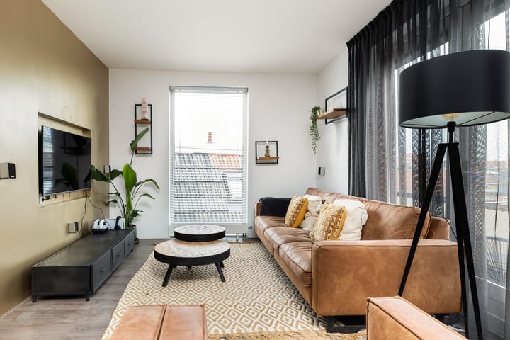 Foto 12 van Van Karnebeekstraat 69-F