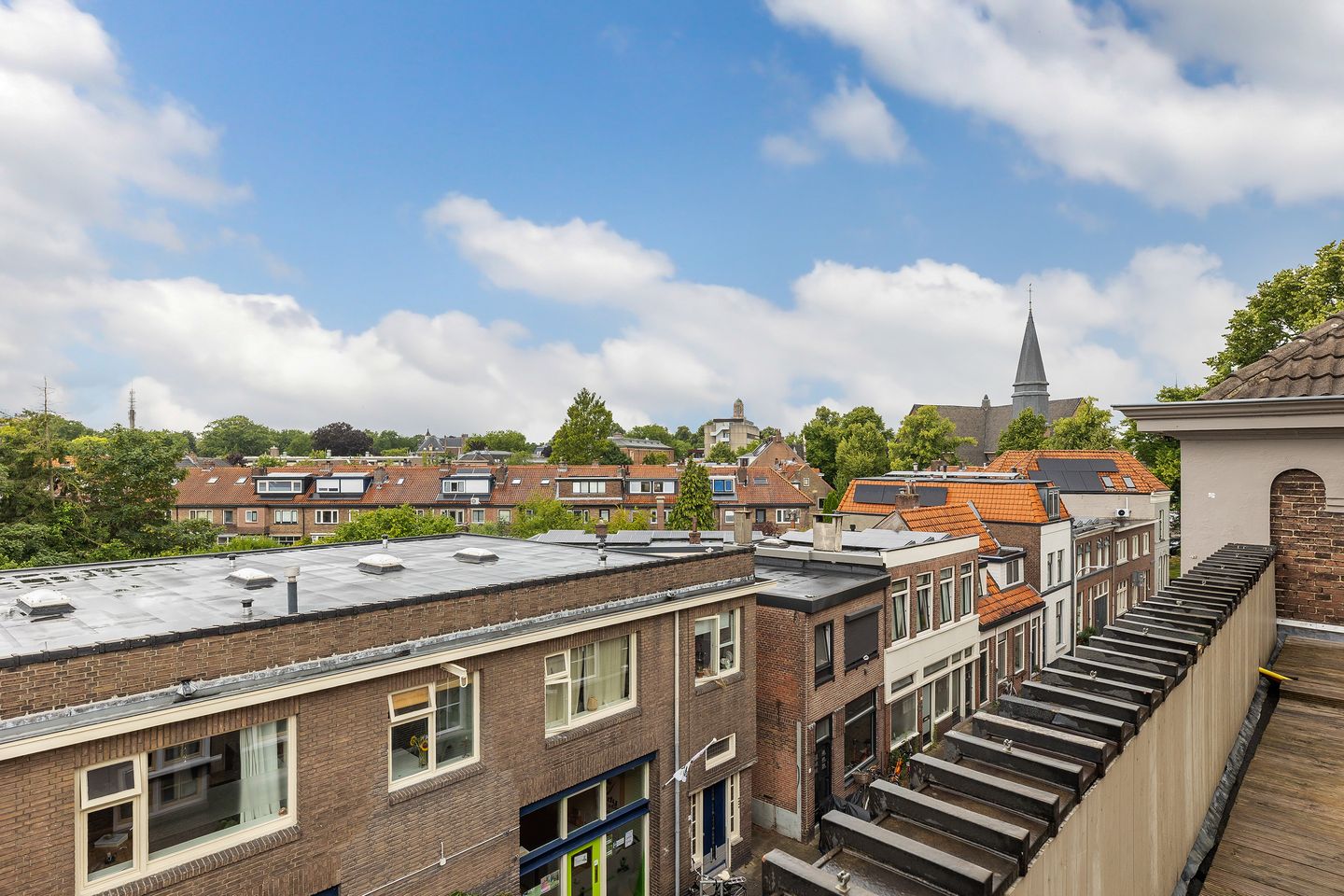 Photo 19 of Van Karnebeekstraat 69-F