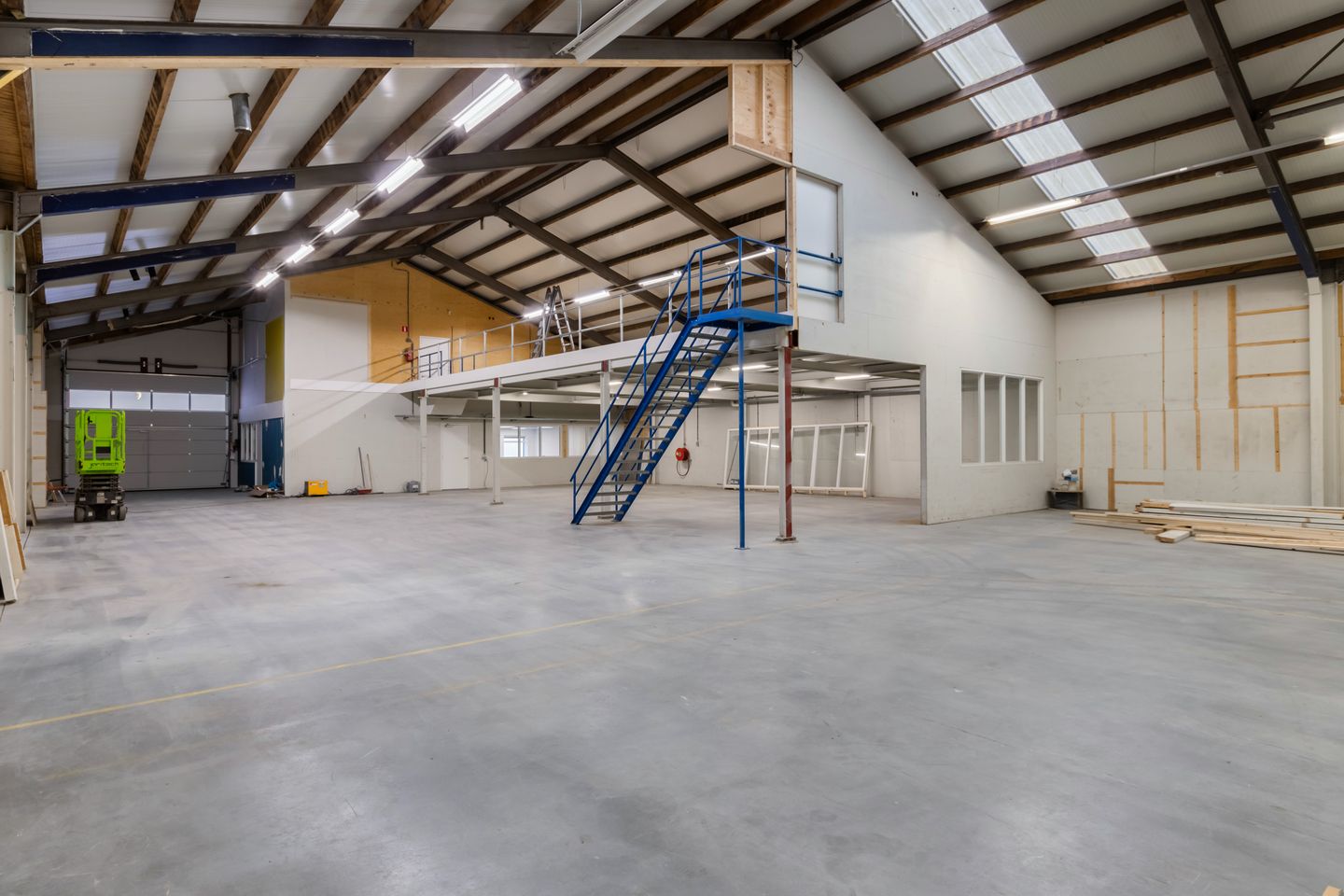 Bekijk foto 2 van Zuidplasstraat 6