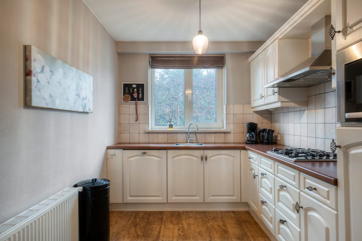 Foto 10 van Kamillestraat 52