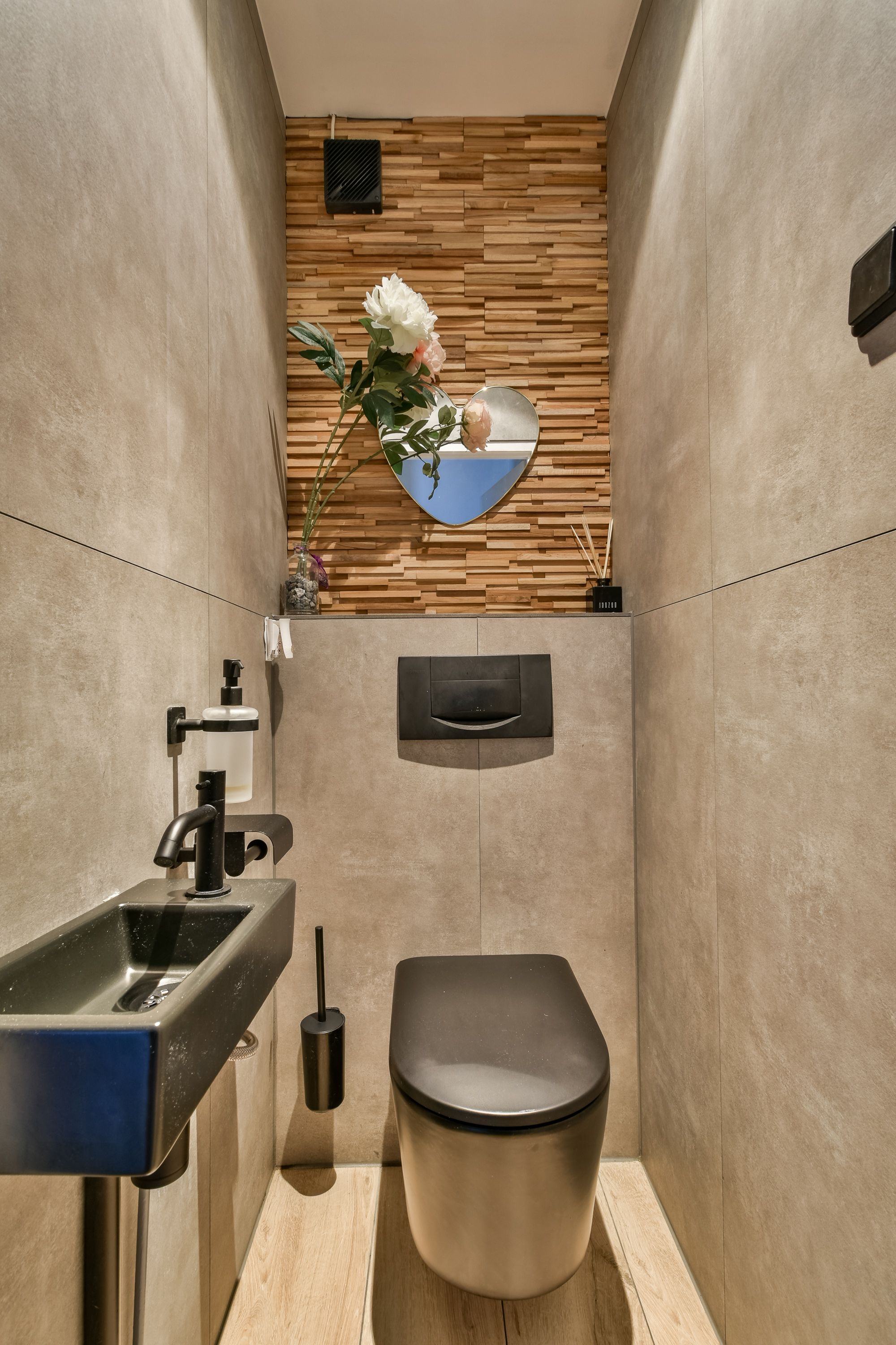 Photo 6 of Van Polanenstraat 62