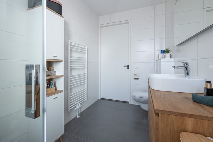 Foto 16 van Ambonstraat 34