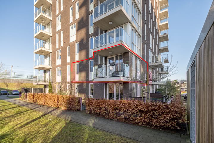 Foto 30 van Ambonstraat 34