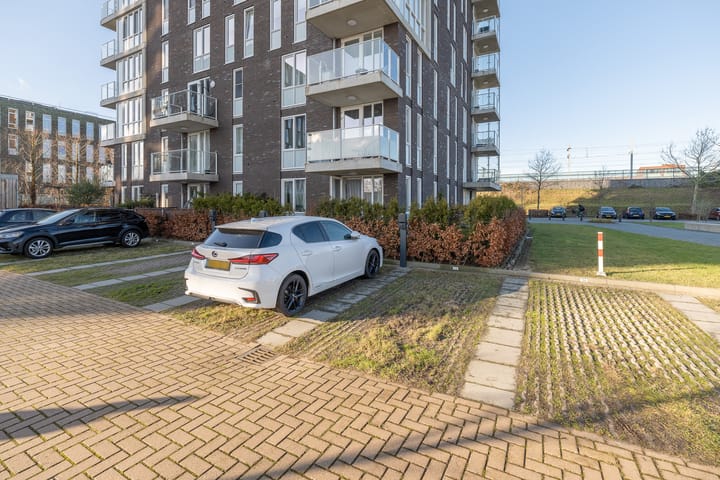 Foto 32 van Ambonstraat 34