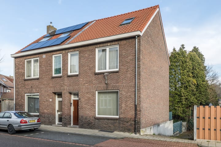 Photo 1 of Parallelstraat 54