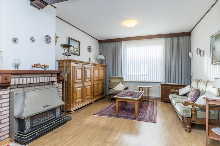 Photo 6 of Parallelstraat 54