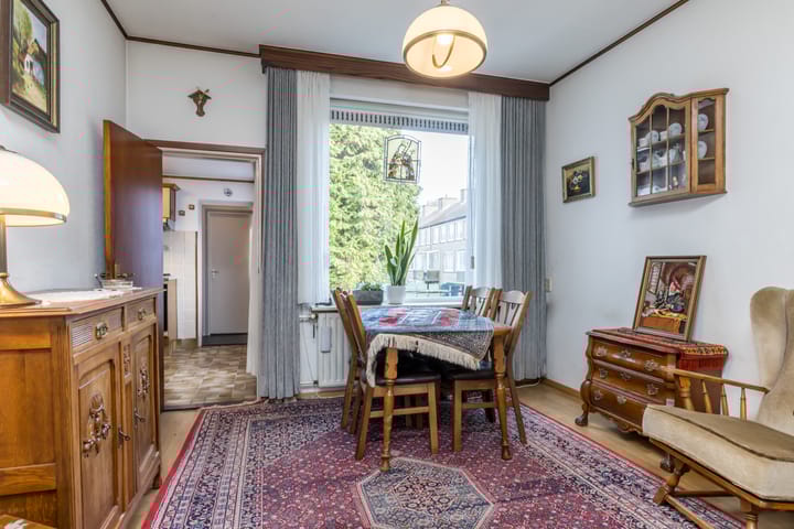 Photo 10 of Parallelstraat 54