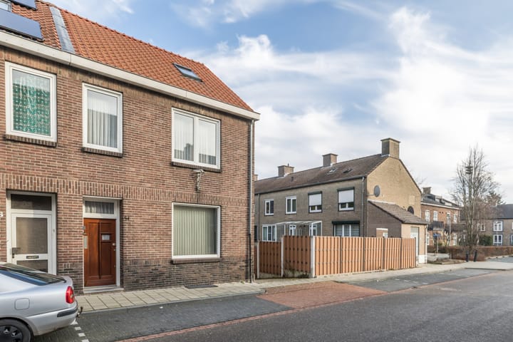 Photo 34 of Parallelstraat 54