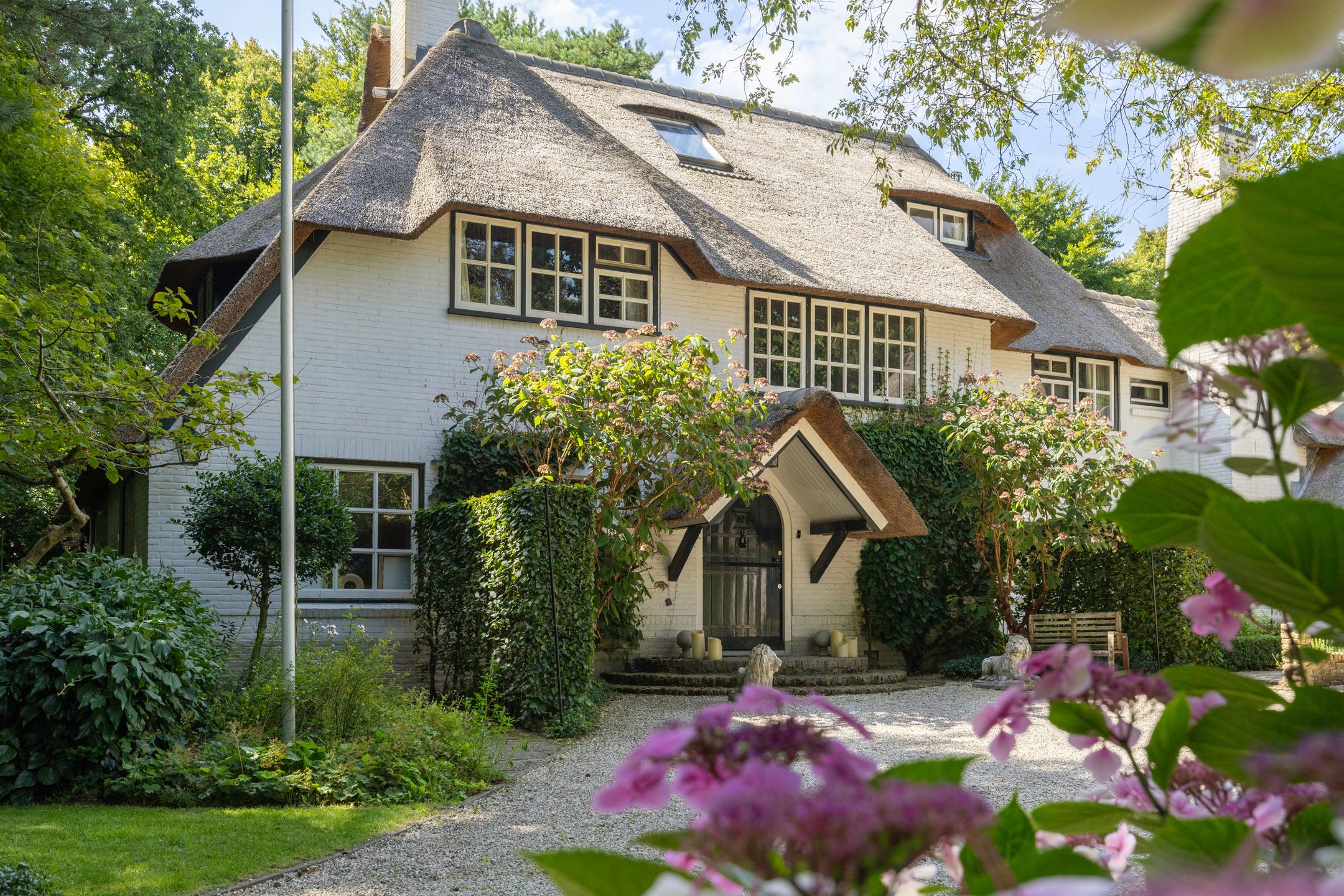 Buying a house in The Netherlands., De Hooghlaan 25