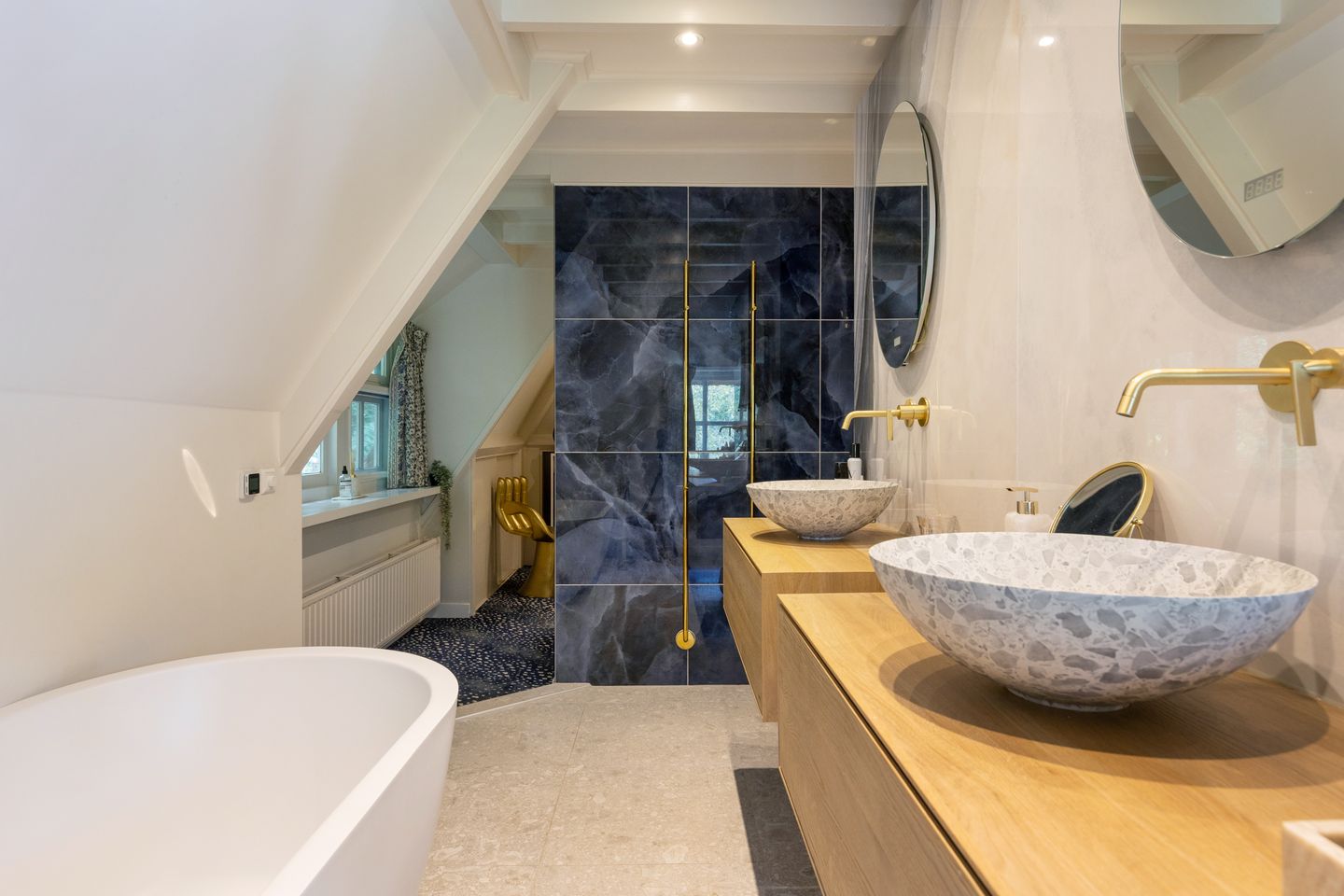 Foto 40 van De Hooghlaan 25