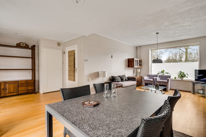 Photo 2 of Jan Petersstraat 6