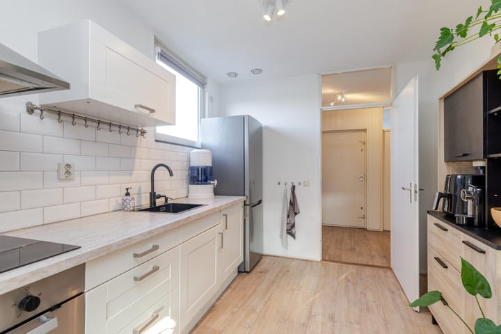 Photo 17 of Willem Brouwerstraat 11