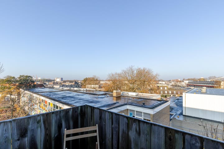 Photo 24 of Willem Brouwerstraat 11