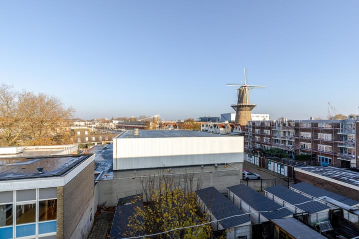 Photo 29 of Willem Brouwerstraat 11