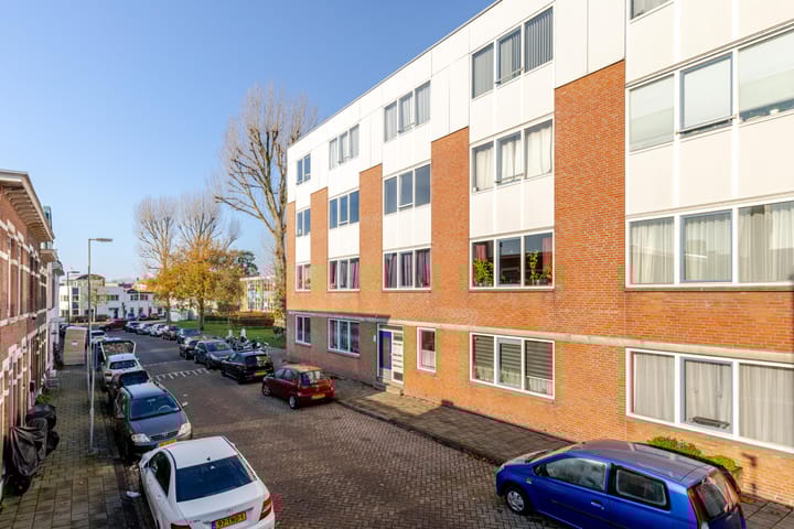 Photo 34 of Willem Brouwerstraat 11