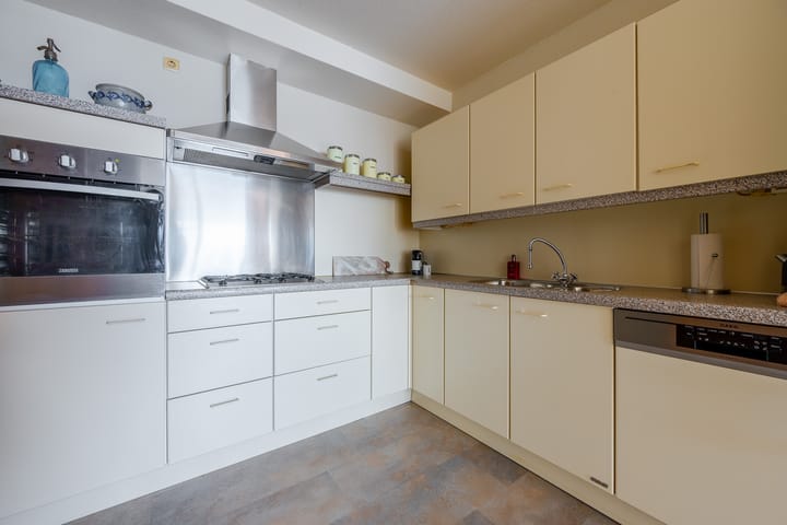 Foto 17 van Weeshuislaan 197