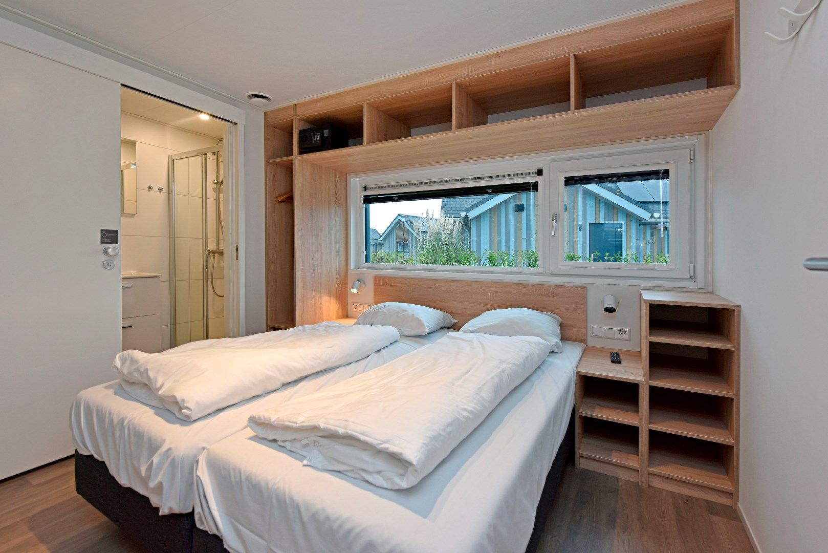 Foto 21 van Zeedijk 24-952