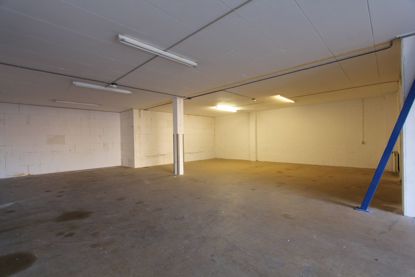 View photo 4 of Domineeslaan 91