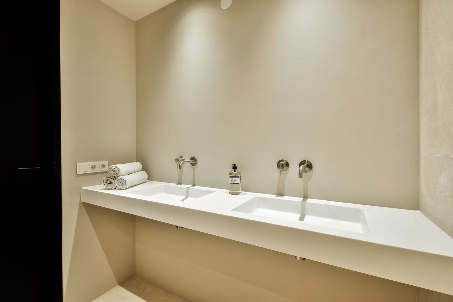 Photo 19 of Rijnlandlaan 319