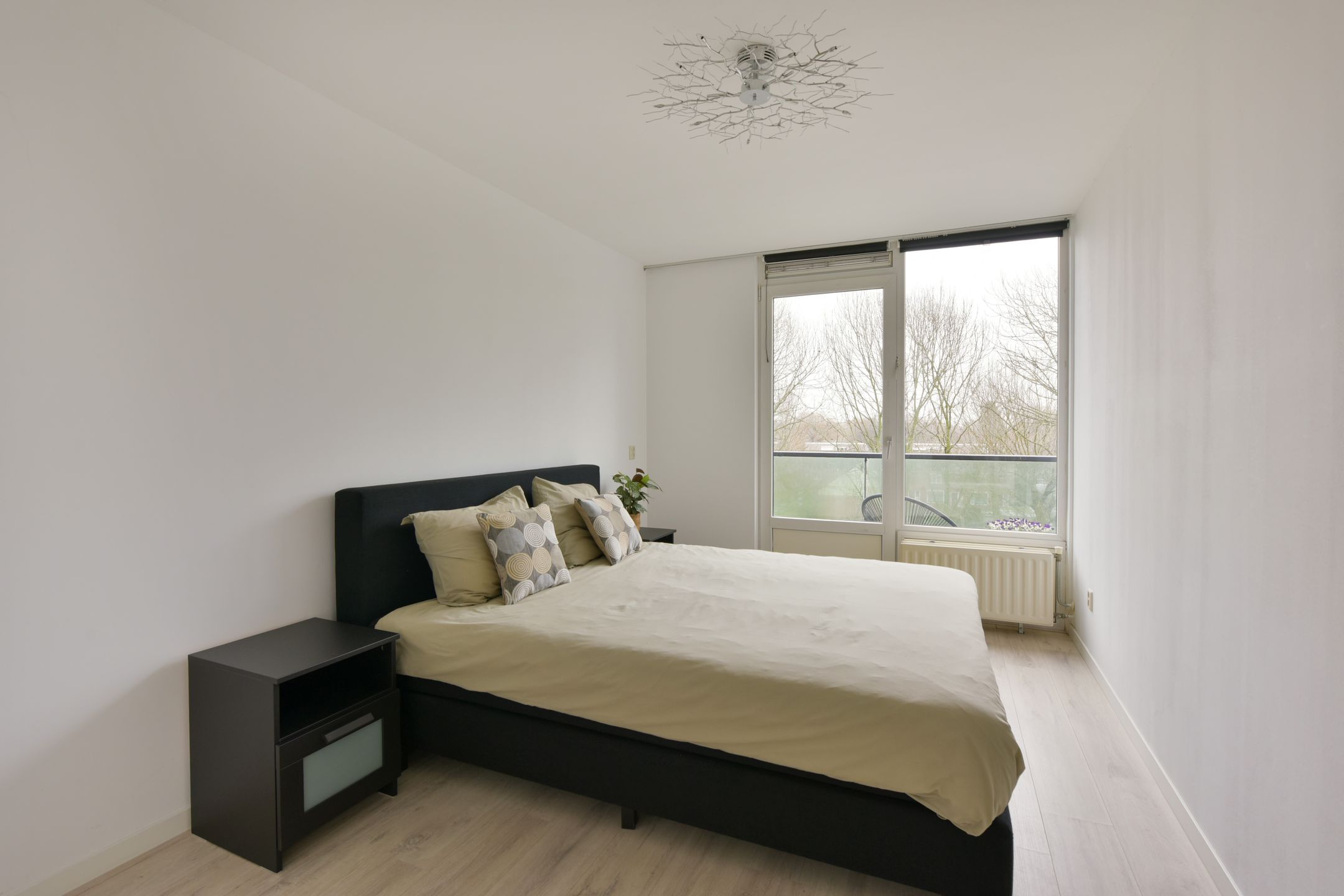 Foto 15 van Weegbree 105