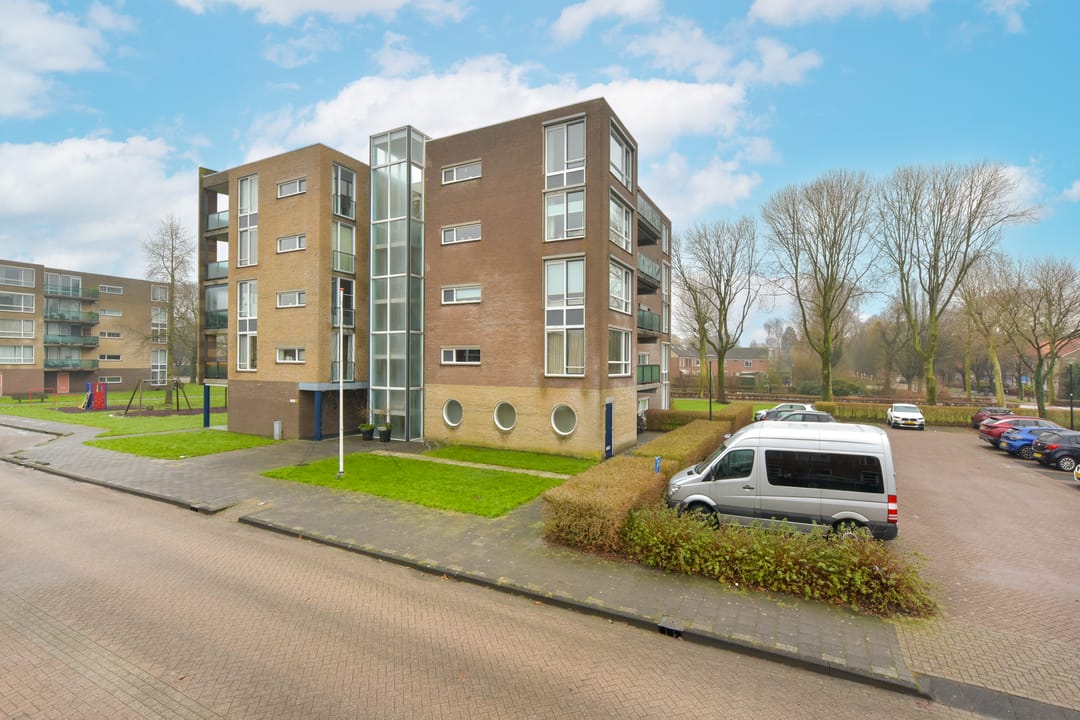 Foto 23 van Weegbree 105