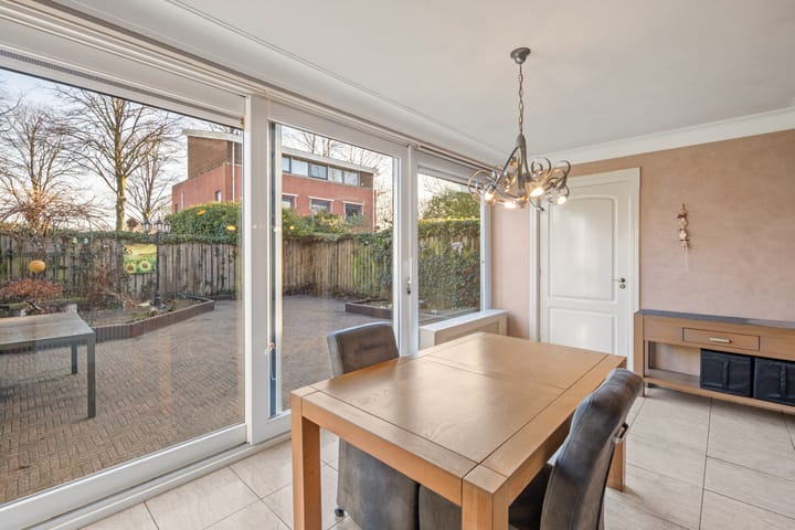 Foto 11 van Martinus Nijhofflaan 19