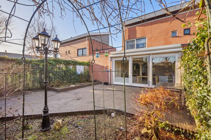 Foto 47 van Martinus Nijhofflaan 19