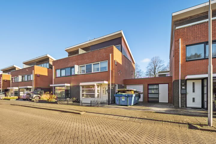 Foto 49 van Martinus Nijhofflaan 19