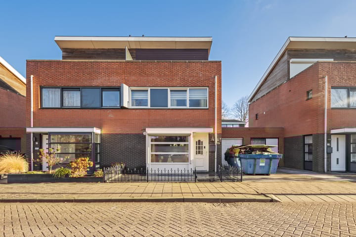 Foto 51 van Martinus Nijhofflaan 19