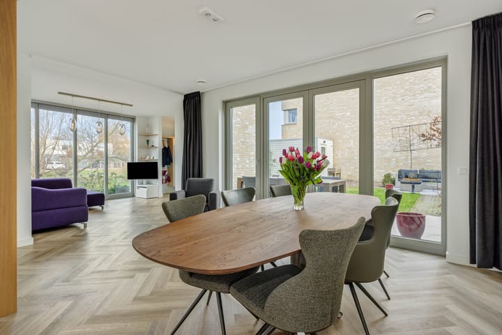 Photo 4 of Overschie 76