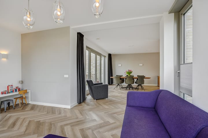 Photo 7 of Overschie 76