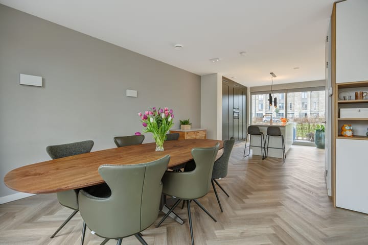 Photo 9 of Overschie 76