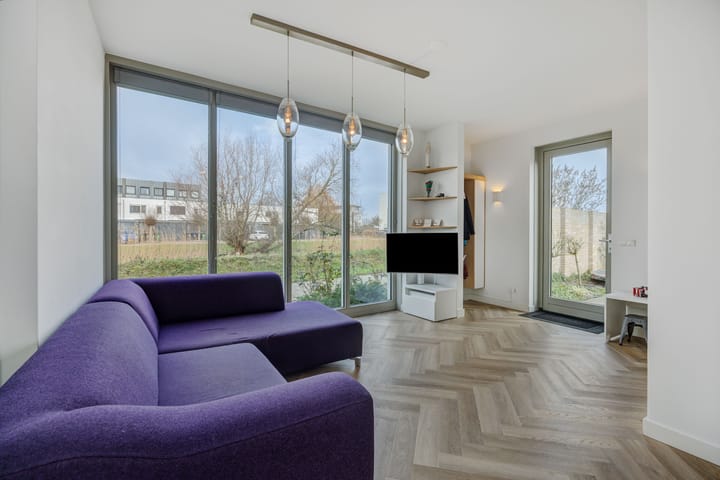 Photo 5 of Overschie 76