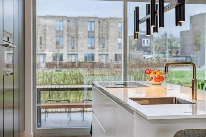 Photo 13 of Overschie 76