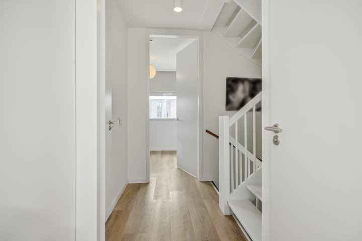 Photo 17 of Overschie 76