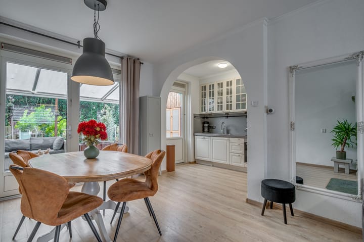 Photo 12 of Herman Potgieterstraat 32