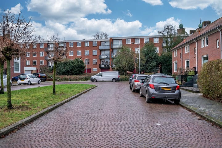 Photo 45 of Herman Potgieterstraat 32