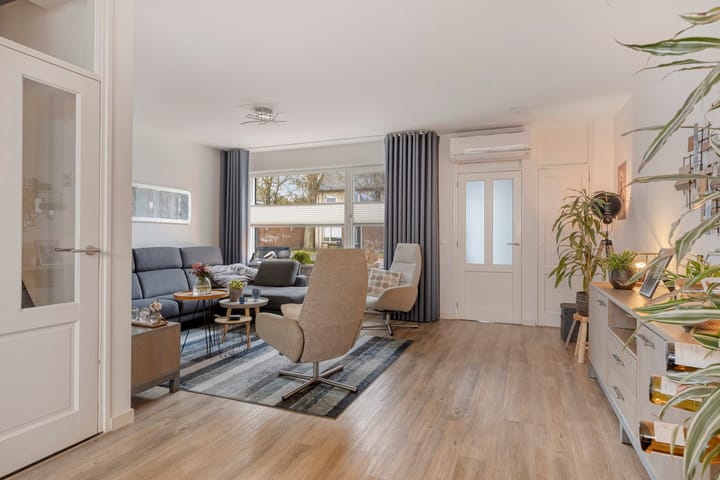 Foto 11 van Jericholaan 43