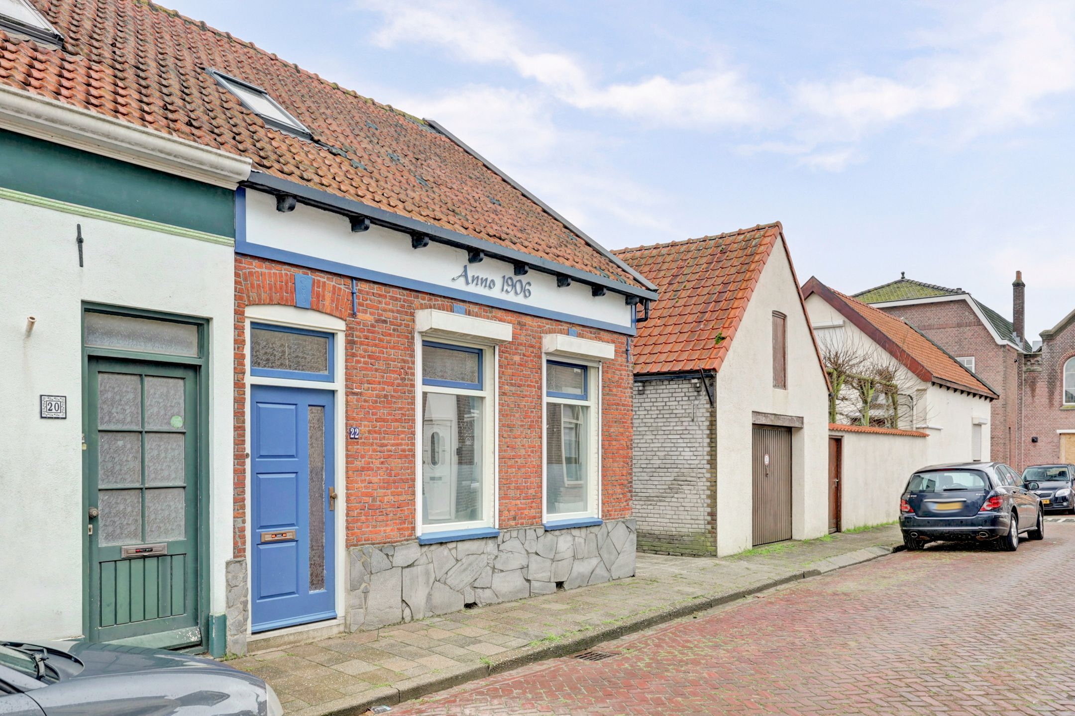 Buying a house in The Netherlands., Merwedestraat 22