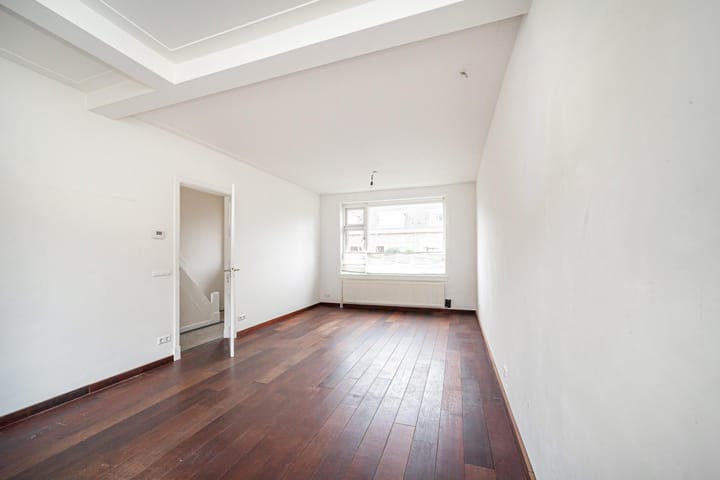 Foto 3 van Lorkenstraat 1