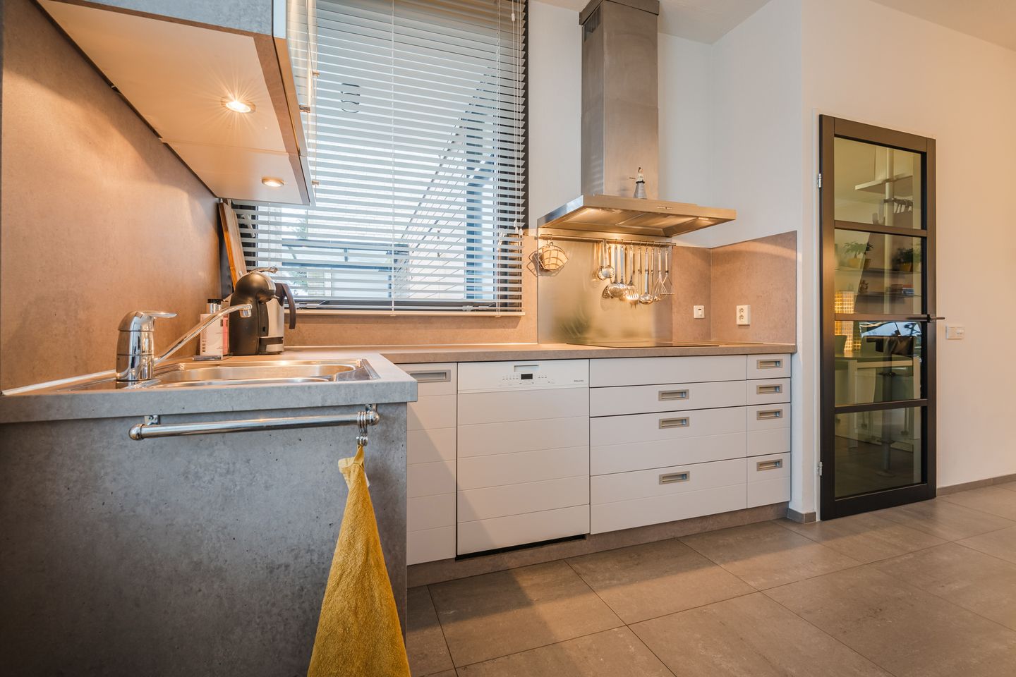 Foto 19 van Clara Wichmannstraat 7