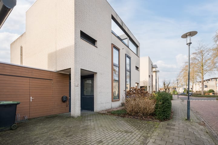 Foto 59 van Clara Wichmannstraat 7