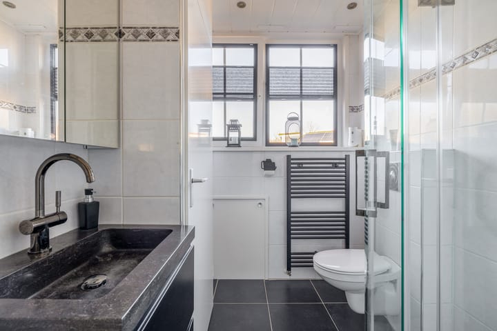 Foto 23 van Menheerseplein 23